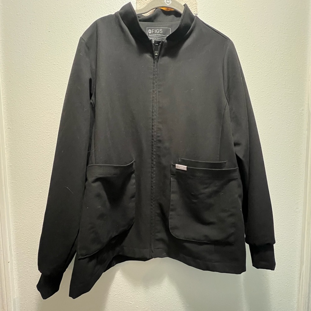 FIGS womens Black Jacket
